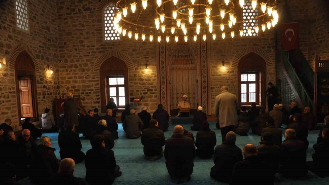 Kanuni Sultan Süleyman’ın yaptırdığı camide 7 yıl sonra ilk namaz