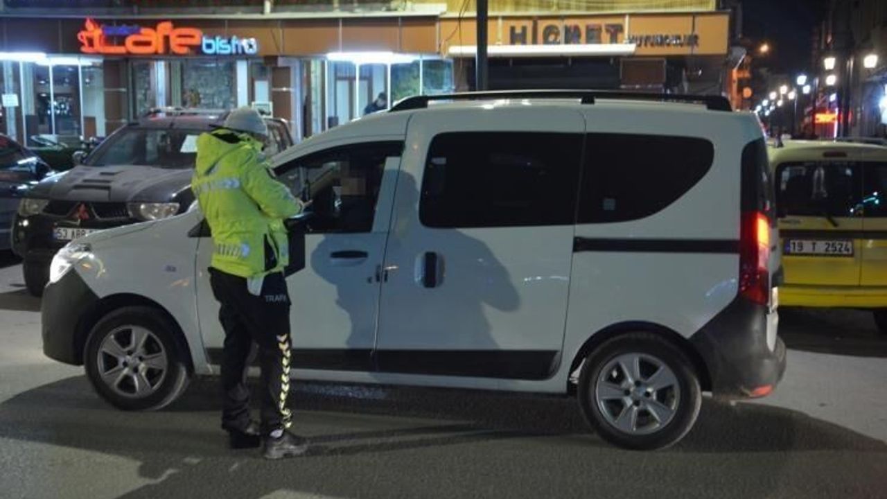 Alaca’da polisten asayiş ve huzur uygulaması