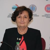 Prof. Dr. Canan Ağalar  Türkiye Enfeksiyon Hastalıkları ve Klinik Mikrobiyoloji Uzmanlık Derneği (EKMUD) Başkanı