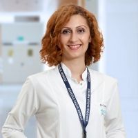 İrem ARSLAN Diş Hekimi