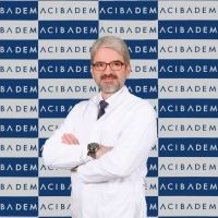Prof. Dr. Halit Çavuşoğlu Beyin ve Sinir Cerrahisi Uzmanı