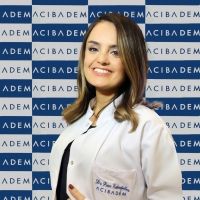 Dr. Pınar KADİROĞULLARI  Kadın Hastalıkları ve Doğum Uzmanı