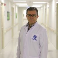 Dr. Öğr. Üyesi Tayfun HANCILAR İstanbul Okan Üniversitesi Hastanesi Başhekimi Radyasyon Onkolojisi Uzmanı