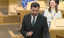 Hamza Yusuf İskoçya'nın ilk Müslüman başbakanı oldu