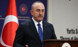 BAKAN ÇAVUŞOĞLU: SİYASİ AÇIKLAMALARLA TARİH YENİDEN YAZILAMAZ