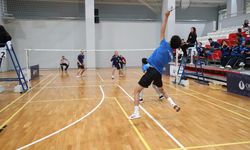 ODÜ ÜNİVERSİTELER ARASI BADMINTON TURNUVASINA EV SAHİPLİĞİ YAPIYOR