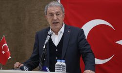 BAKAN AKAR:KİMSE TERÖRİSTLERE CAN SUYU VERMESİN