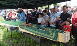 ORDU'DA DENİZDE CANSIZ BEDENLERİ BULUNAN İKİ ARKADAŞIN CENAZELERİ DEFNEDİLDİ