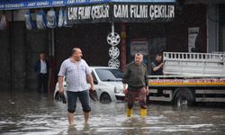 SANAYİ SİTESİNDE SEL FELAKETİ... İŞ YERLERİ KÖTÜ DURUMDA !