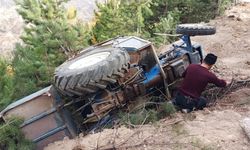 Çorum'da uçurumdan yuvarlanan traktörün sürücüsü yaralandı