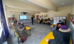 Düzce'de fabrika ve okullarda "En İyi Narkotik Polisi Anne" projesi anlatıldı