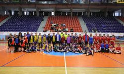 Ordu'da Okul Sporları Hentbol Müsabakaları Sona Erdi