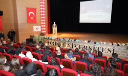ODÜ'de "Türkiye Yüzyılında Ombudsmanlık ve Üniversiteler" konulu konferans verildi