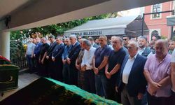 İYİ Parti Genel Başkanı Dervişoğlu, yakın arkadaşının cenaze törenine katıldı
