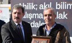 Samsun’da "yılın ahisi" yarım asırlık demirci oldu