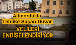 Altınordu'da Tehlike Saçan Duvar Velileri Endişelendiriyor