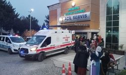 Eski muhtar bıçaklı kavgada yaralandı