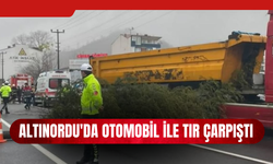 Altınordu'da Otomobil ile Tır Çarpıştı