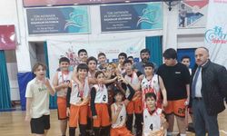 Yıldız basketbolda şampiyon 15 Temmuz Şehitleri Ortaokulu oldu