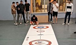 Yeni döneme floor curling ile başladılar