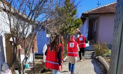 Yardım kolileri kapı kapı gezilerek ihtiyaç sahibi ailelere ulaştırıldı