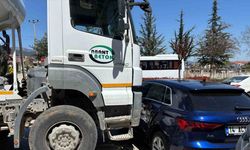 Bolu’da beton mikseri ile otomobil çarpıştı: 1 yaralı