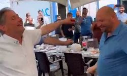 100 gündür maaş ödemeyen belediye başkanı ’Erik Dalı’ eşliğinde göbek attı