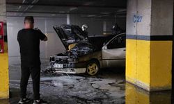 Hastane yanındaki kapalı otoparkta araç yangını paniğe neden oldu