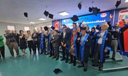 BEUN Tazelenme Üniversitesi’nde mezuniyet sevinci
