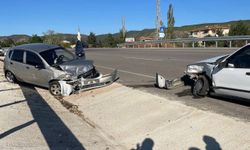 Kastamonu’da iki otomobil çarpıştı: 1 yaralı
