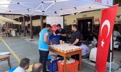 Sinop’ta vatandaşlara aşure ikramı