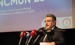 Başkan Ahmet Metin Genç: "Yeni dünya düzenini gençlerimiz sağlayacak"