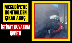 Mesudiye’de Kontrolden Çıkan Araç İstinat Duvarına Çarptı