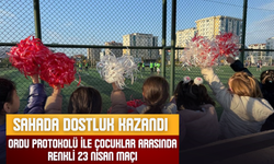 Sahada Dostluk Kazandı: Ordu Protokolü ile Çocuklar Arasında Renkli 23 Nisan Maçı