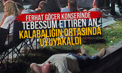 Ferhat Göçer Konserinde Tebessüm Ettiren An: Kalabalığın Ortasında Uyuyakaldı