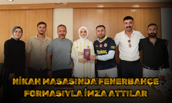 Nikah Masasında Fenerbahçe Formasıyla İmza Attılar