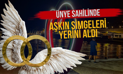 Ünye Sahilinde Aşkın Simgeleri Yerini Aldı