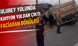 Ulubey Yolunda Kamyon Yoldan Çıktı