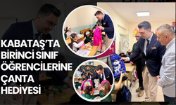 Kabataş’ta Birinci Sınıf Öğrencilerine Çanta Hediyesi