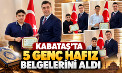 Kabataş’ta 5 Genç Hafız Belgelerini Aldı