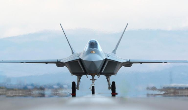 MİLLİ MUHARİP UÇAĞA İSİM VERİLİYOR