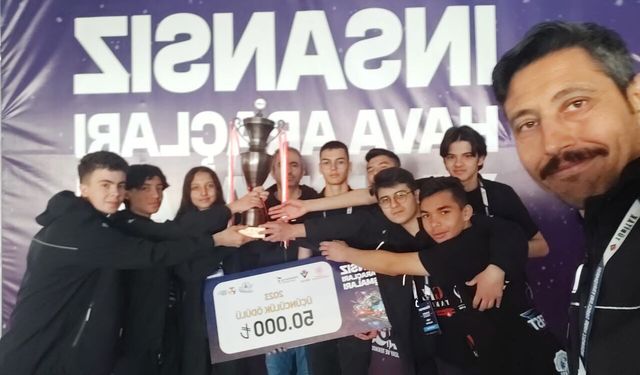 TEKNOFEST'DE POYRAZ İHA TAKIMINDAN ÜÇÜNCÜLÜK