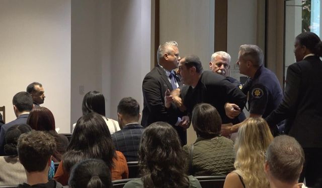 TÜRKİYE KONULU KONFERANSI PROVOKEYE ÇALIŞAN ERMENİ PROTESTOCULARA POLİS MÜDAHALE ETTİ!