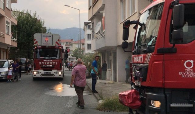 ÇOCUKLARIN ÇAKMAKLA OYUNU, KORKU DOLU ANLAR YAŞATTI