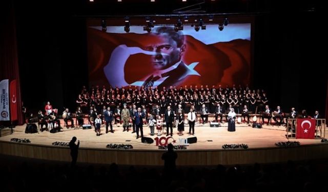 Atatürk’ün sevdiği şarkılarla muhteşem konser