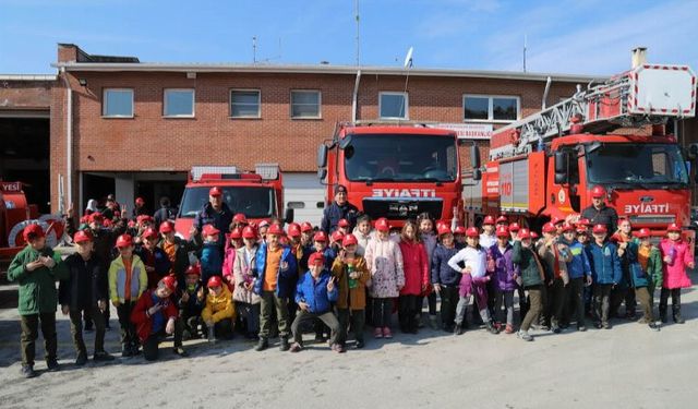 Eskişehir itfaiyesinden hem müdahale hem eğitim