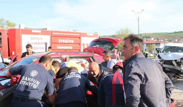 Samsun’da trafik kazası: 3’ü çocuk 8 yaralı