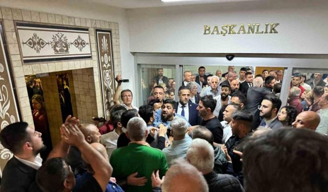 Zonguldak Belediyesi’nde devir teslim töreni sonrası arbede