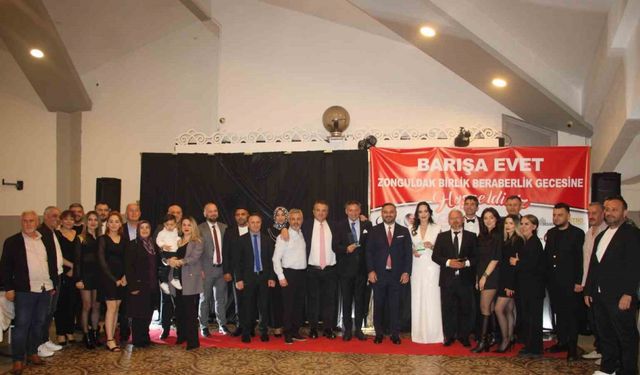 Zonguldaklı iş adamları ’Best of Zonguldak Birlik Beraberlik Gecesi’nde bir araya geldi