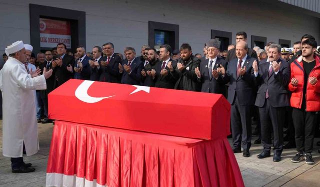 Cumhurbaşkanı Tatar’ın katılımıyla Kıbrıs gazisi son yolculuğuna uğurlandı